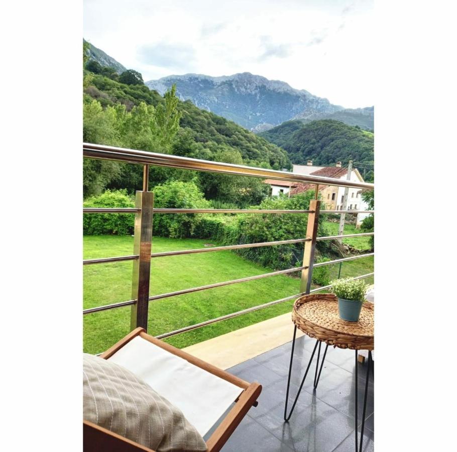Apartamento Llar Del Cares Arenas De Cabrales Exteriör bild